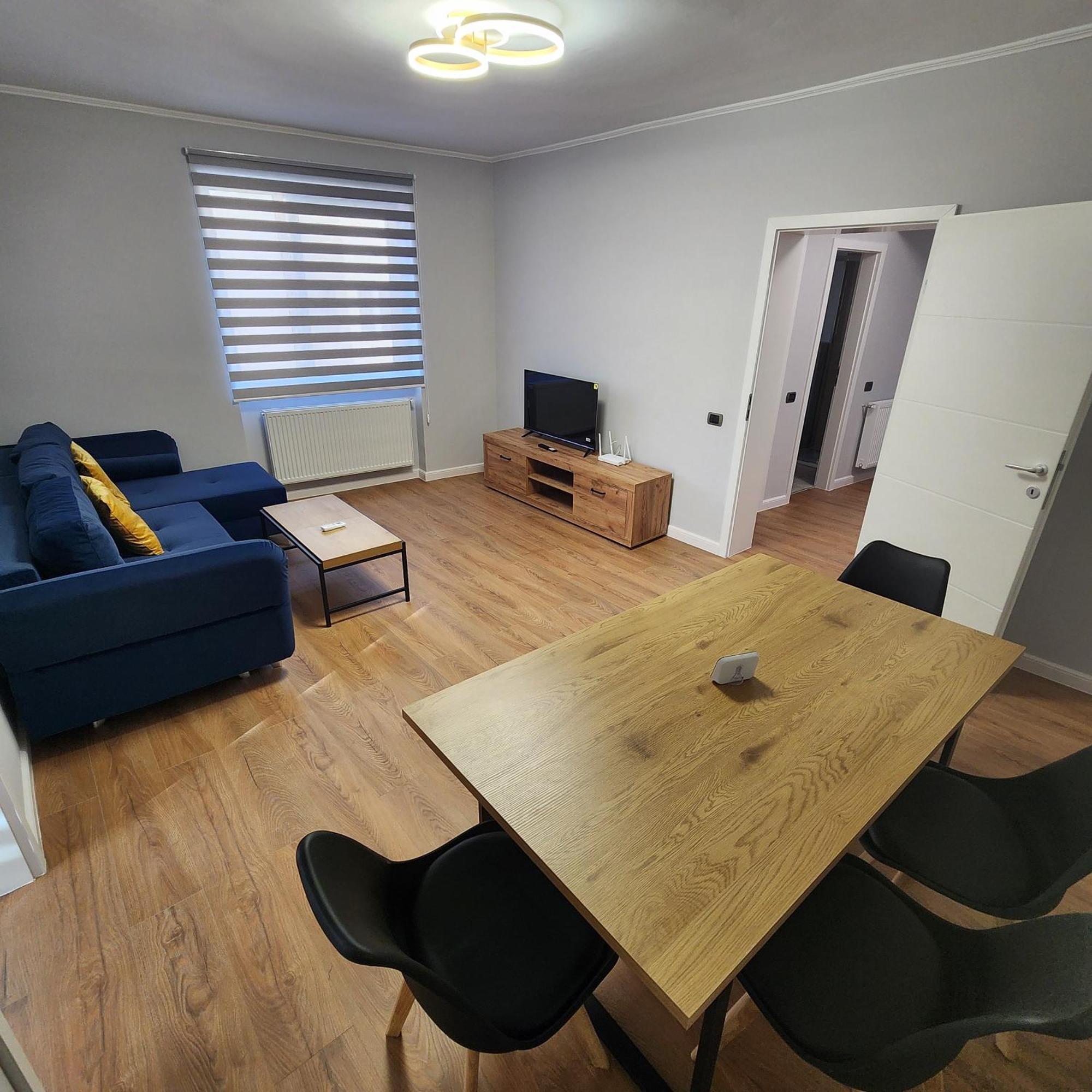 Apartment Center -p *