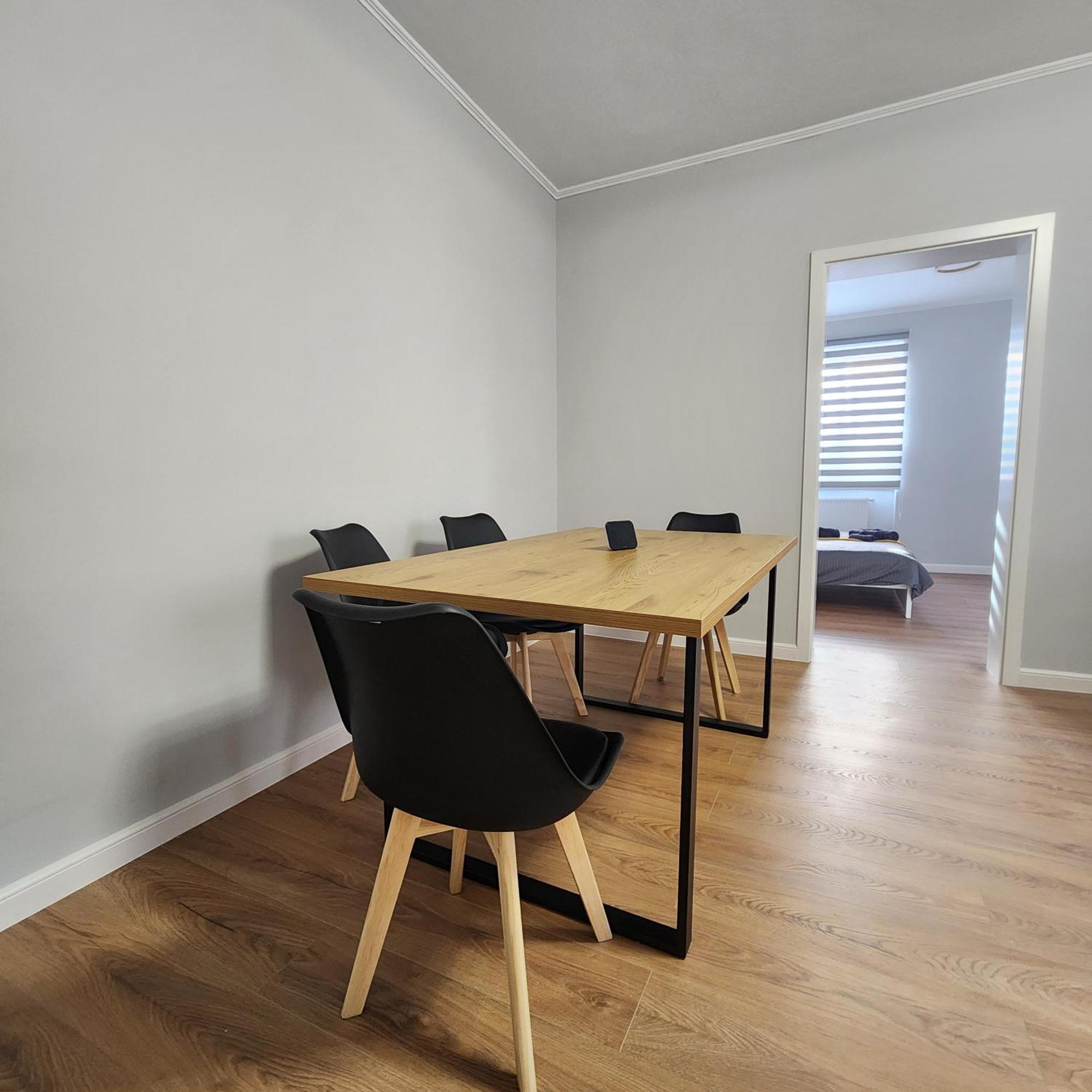 Center -p Apartment