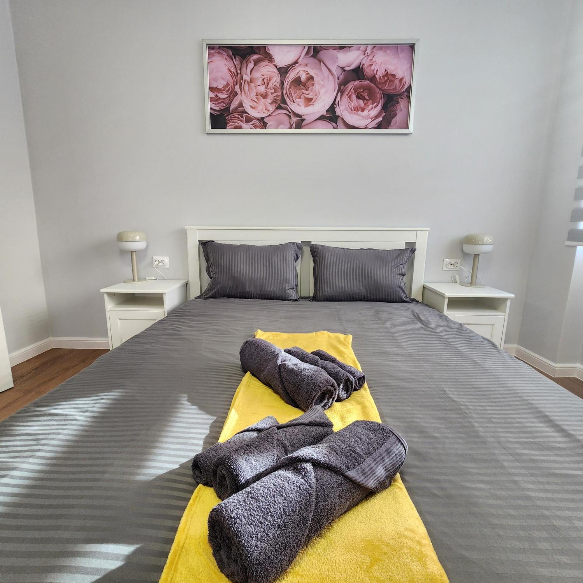 Center -p Apartment